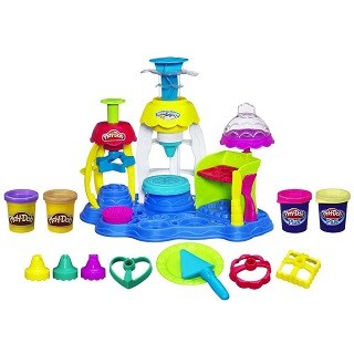 Игровой набор Play-Doh Фабрика пирожных Hasbro A0318