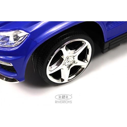 Детский толокар Mercedes-Benz GL63 RiverToys А888АА-Н синий фото 11
